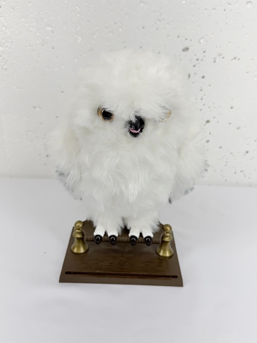Wizarding World Harry Potter Enchanting Hedwig interactive plush toy